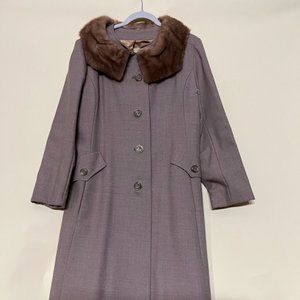 Vintage Trench with fur collar